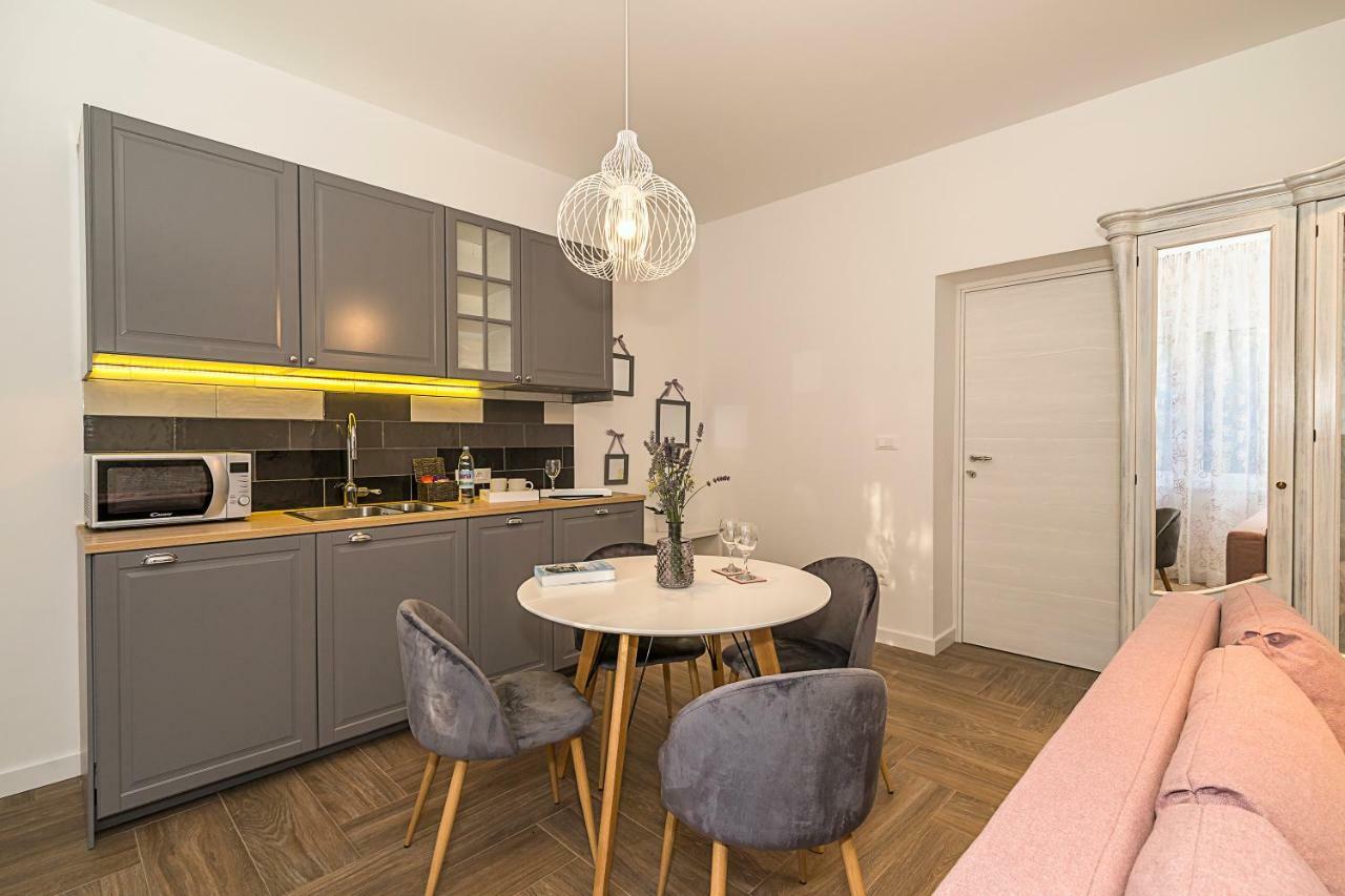 Studio Apartments Marcel 스플리트 외부 사진